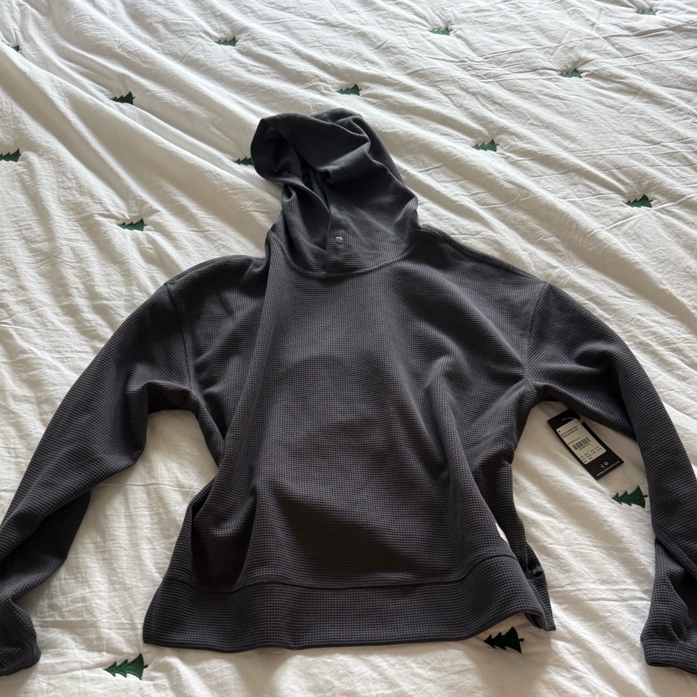 Peloton Gray Waffle Hooded Sweatshirt (NWT!), size M